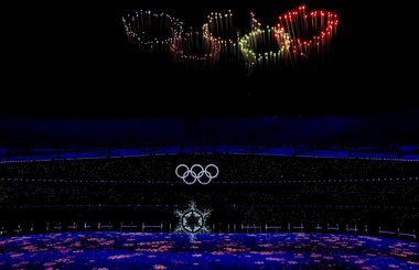 Jocurile Olimpice de iarnă de la Beijing s-au încheiat cu o ceremonie de peste o oră şi jumătate. China i-a transmis ştafeta Italiei - FOTO