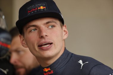 Max Verstappen a semnat un contract valabil până în 2028