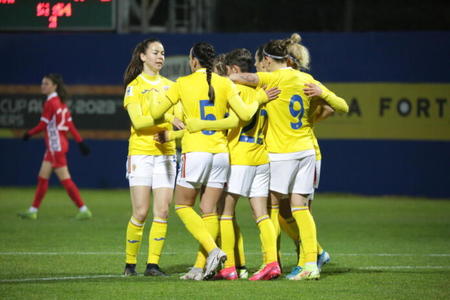 Meciul feminin de fotbal România - Elveţia se joacă pe Stadionul Arcul de Triumf