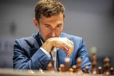 Rusul Serghei Karjakin, suspendat şase luni de Federaţia Internaţională de Şah din cauza declaraţiilor în favoarea invaziei din Ucraina