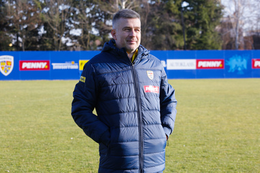 Edi Iordănescu spune că naţionala s-a confruntat cu mari probleme de sănătate: Parcă eram spital, nu echipă de fotbal / Ce nu i-a plăcut selecţionerului la amicalul cu Grecia