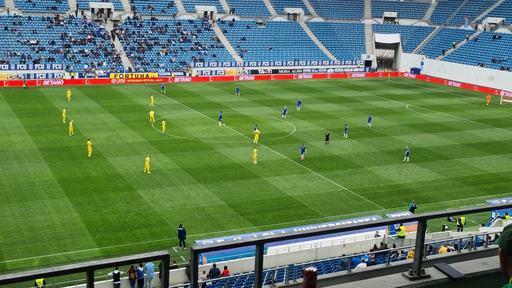 U Craiova 1948 - CS Mioveni, scor 1-1, în play-out-ul Ligii 1. Gazdele au jucat în inferioritate numerică aproape tot meciul şi au egalat pe final