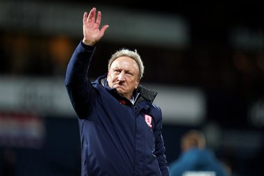 Tehnicianul Neil Warnock, deţinător de recorduri, şi-a anunţat retragerea din activitate