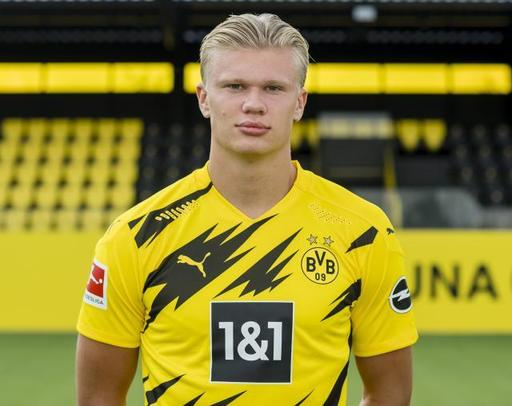 Presa engleză a anunţat un acord între Manchester City şi Haaland, purtătorul de cuvânt al jucătorului neagă