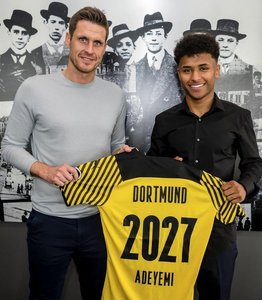 Karim Adeyemi, transferat de Borussia Dortmund în locul lui Haaland