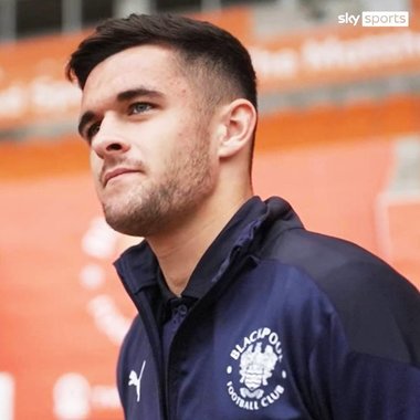 Jake Daniels, primul jucător în activitate din Marea Britanie care recunoaşte că este homosexual