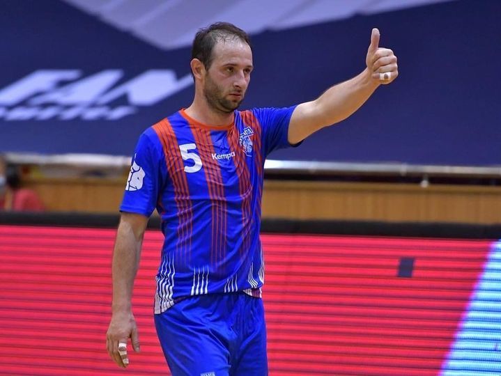 Handbalistul stelist Andrei Mihalcea a ajuns la spital după o accidentare suferită în meciul cu Minaur 