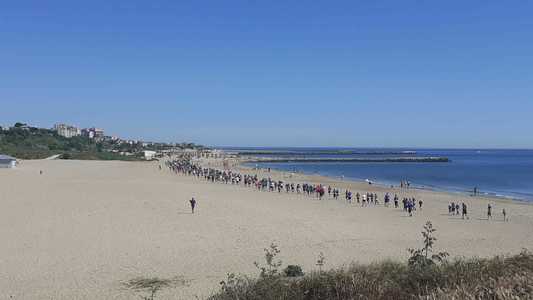 Constanţa: Peste 1.200 de alergători au luat startul la Maratonul Nisipului - FOTO