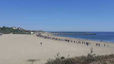 Constanţa: Peste 1.200 de alergători au luat startul la Maratonul Nisipului - FOTO
