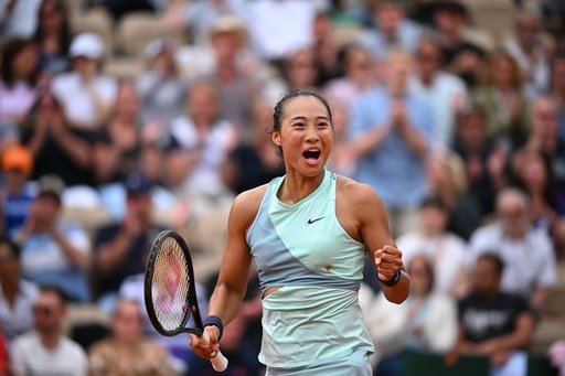 De emoţie, Qinwen Zheng abia a vorbit la interviul după meciul câştigat în faţa Simonei Halep