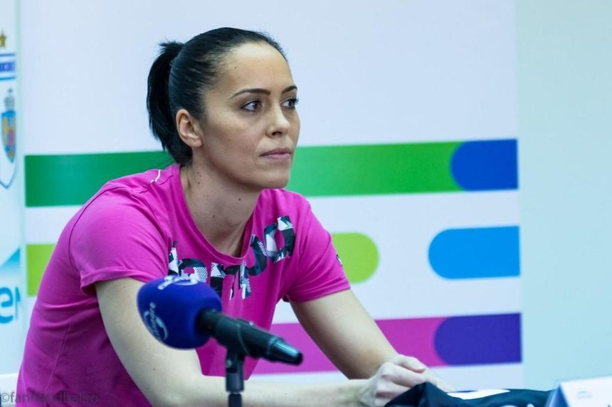 Aurelia Brădeanu, fosta componentă a naţionalei, noul director tehnic al echipei Corona Braşov