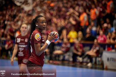 Handbal feminin: Angoleza Azenaide Carlos pleacă de la Rapid