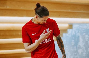 Darwin Nunez a semnat contractul cu Liverpool: Vreau să câştig multe trofee