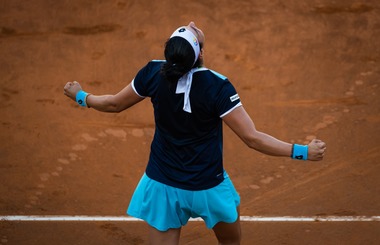Ons Jabeur a câştigat  trofeul la Berlin, după abandonul lui Bencic în finală