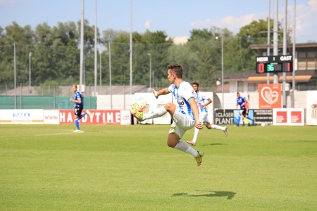 Universitatea Craiova a obţinut o victorie în primul meci din stagiul din Austria: scor 4-1 cu Arminia Bielefeld