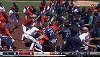 Suspendări pentru 12 persoane după o bătaie generală la un meci din MLB - VIDEO