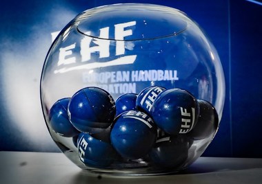Tragere la sorţi în grupele Champions League la handbal feminin: CSM Bucureşti în grupa A, CS Rapid în grupa B