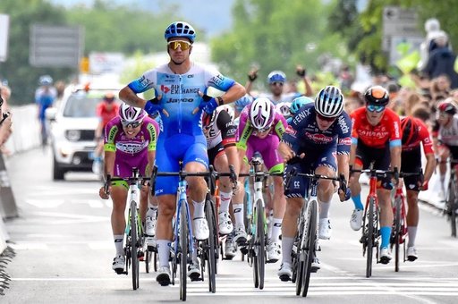 Dylan Groenewegen a câştigat etapa a treia a Turului Franţei