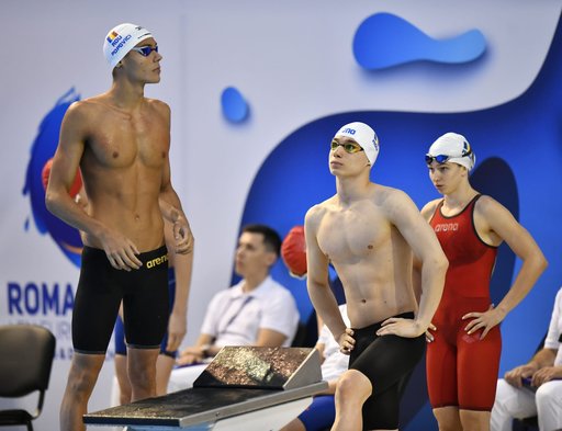 CE de nataţie pentru juniori: Ştafeta combinată de 4X100 m liber, din care face parte şi Popovici, s-a calificat în finală