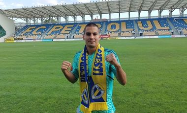 Portarul Octavian Vâlceanu a semnat cu Petrolul