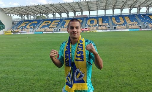 Portarul Octavian Vâlceanu a semnat cu Petrolul