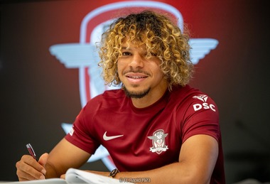 Francezul Jayson Papeau a semnat cu FC Rapid