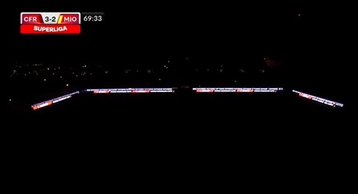 Meciul CFR Cluj – CS Mioveni, întrerupt din cauza unor probleme cu nocturna