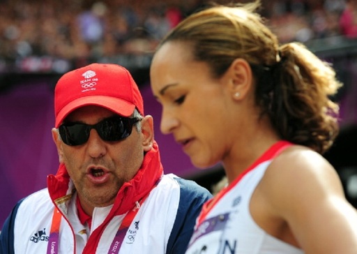 Atletism: Antrenorul Toni Minichiello a primit interdicţie pe viaţă din cauza “comportamentului sexual nepotrivit” faţă de sportive