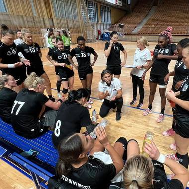 Handbal feminin: Krim Ljubljana - CSM Bucureşti, scor 25-34, în al doilea meci amical