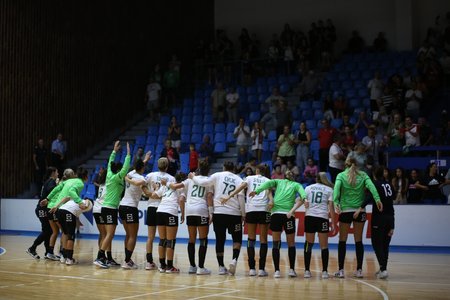 Handbal: FTC Budapesta - Metz Handball, în finala turneului amical de la Bistriţa