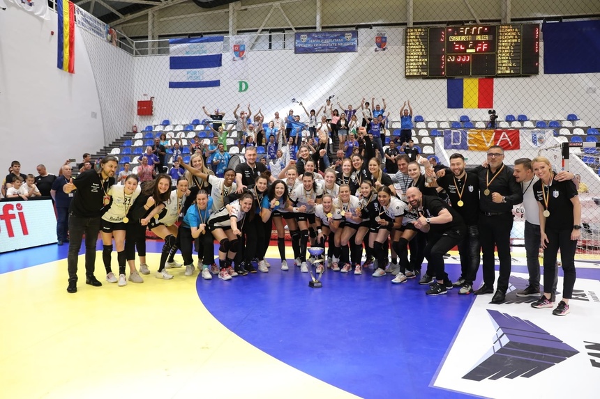Handbal feminin: Vicecampioana CSM Bucureşti a câştigat Supercupa României, după partida cu campioana Rapid Bucureşti