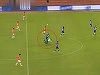 China: Un fotbalist brazilian a fost suspendat un an pentru că l-a doborât pe arbitru la un meci - VIDEO