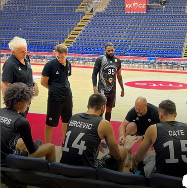 Baschet masculin: FMP Belgrad - U BT Cluj, scor 85-75, în meci amical din presezon
