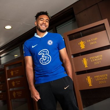 Fundaşul dreapta Reece James şi-a prelungit contractul cu Chelsea