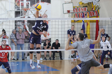 Volei masculin: Steaua Bucureşti a câştigat turneul amical Cupa Arcada 2022, de la Galaţi