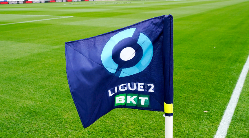Meci nebun în Ligue 2. Nouă goluri, trei jucători eliminaţi, partidă întreruptă din motive de securitate. Eşec pentru Metz, formaţia lui Boloni, scor 3-6 cu Guingamp