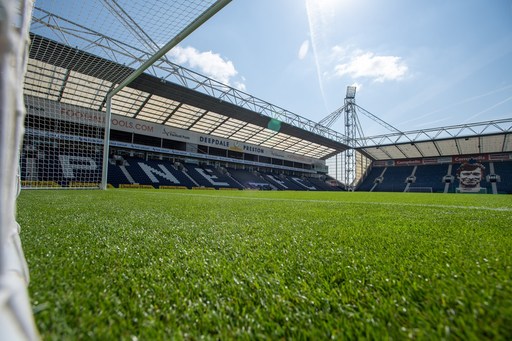 Preston North End a decis interdicţie pe viaţă pentru un fan care postat mesaje dure împotriva familiei regale. Ce a scris suporterul pe Twitter