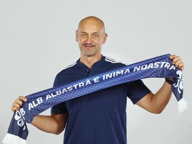 Handbal feminin: Costică Buceschi, noul antrenor al echipei HC Dunărea Brăila. El va pregăti în paralel şi naţionala Turciei