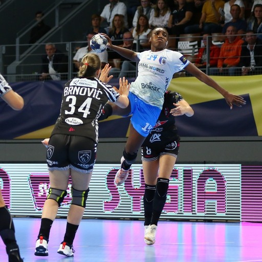 Handbal feminin: CSM Bucureşti - SG BBM Bietigheim, scor 28-28, în grupa A a Ligii Campionilor