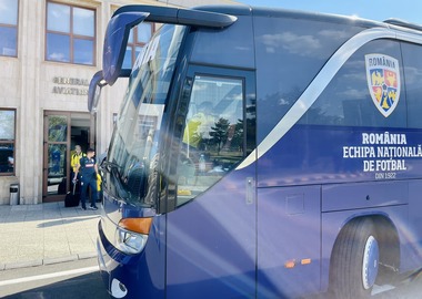 Echipa naţională a revenit în ţară după meciul cu Finlanda