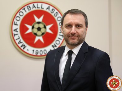 Acuzat de comportament nepotrivit şi suspendat din funcţia de selecţioner de federaţia din Malta, tehnicianul Devis Mangia neagă acuzaţiile