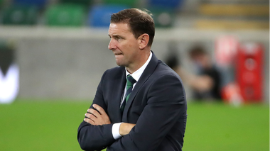 Ian Baraclough nu mai este selecţionerul Irlandei de Nord. El debutase împotriva României