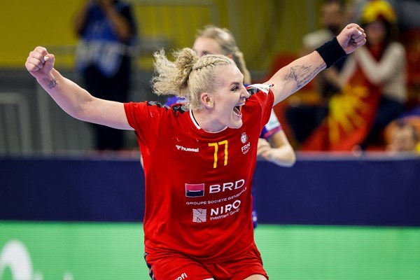 CE handbal feminin: România - Spania, scor 28-27, în grupa principală II