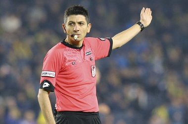 Brigadă de arbitri din Turcia la meciul Moldova – România