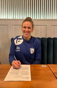 Handbal feminin: Campioană europeană cu Norvegia în 2022, Emilie Arntzen şi-a prelungit contractul cu CSM Bucureşti