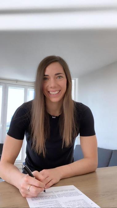 Handbal feminin: Inter dreapta de la Brest, transferat de CSM Bucureşti, pentru următoarele două sezoane