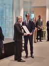 Nadia Comăneci şi Mihai Covaliu au semnat în Casa Olimpică de la Lausanne pe peretele olimpicilor. Ei au fost premiaţi de Thomas Bach - FOTO