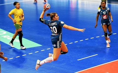 Laura Flippes, campioană olimpică la Tokyo, a semnat cu CSM Bucureşti