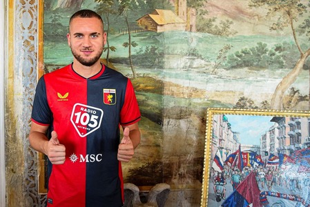 George Puşcaş a marcat în victoria echipei sale, Genoa, la Bari, scor 2-1