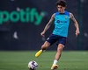 Hector Bellerin (FC Barcelona) crede că fotbaliştii ar trebui să plătească mai multe taxe şi îi îndeamnă să iasă din "bula lor"